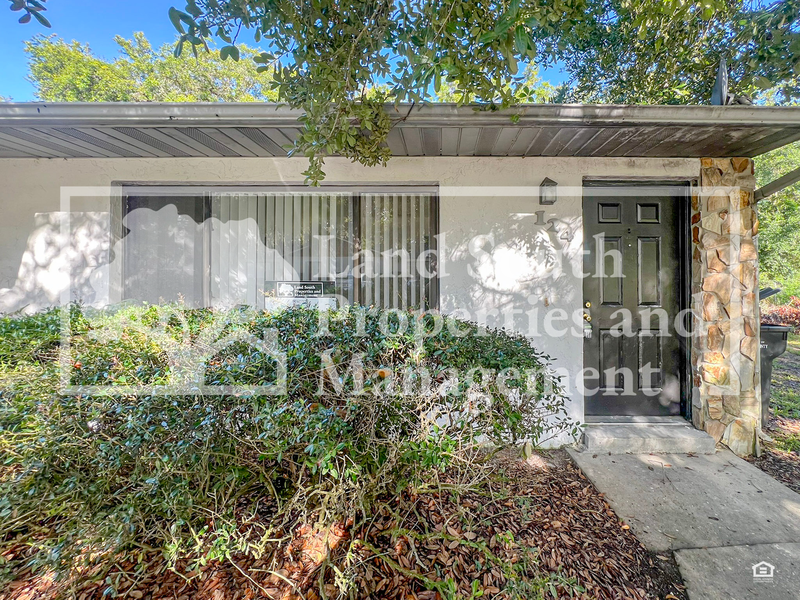 Lakeland House: 124 Rosalynn Circle