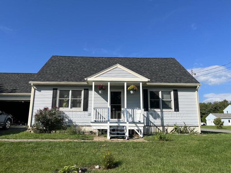 Waterville House: 17 Barnet Ave.
