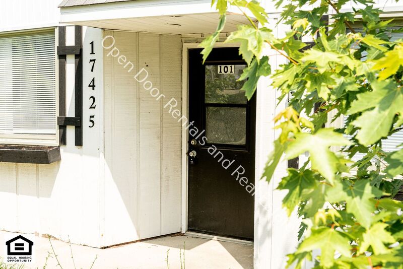 Harlan Condo: 17425 State Road 37