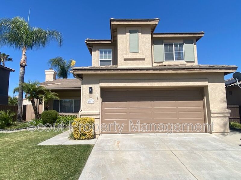 Temecula House: 43174 Teramo Street