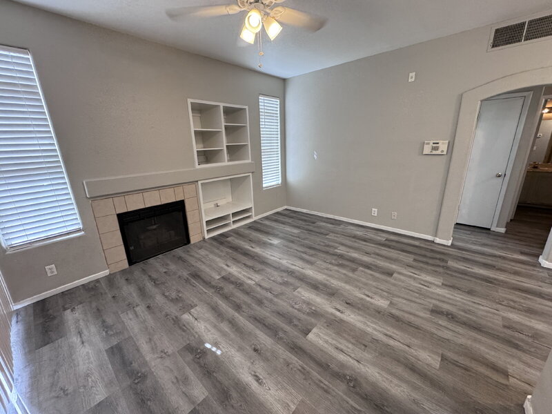 Henderson House: 2201 Ramsgate Dr