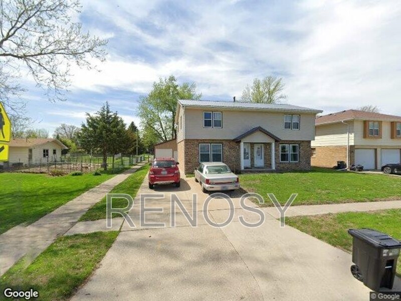 Newton House: 603 E 19th St N
