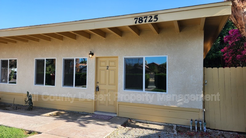 La Quinta Condo: 78725 Avenida La Fonda