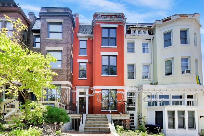 Washington Condo: 1952 Calvert Street Northwest