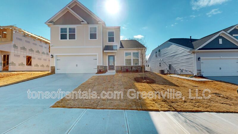 Simpsonville House: 1109 Maridian Street