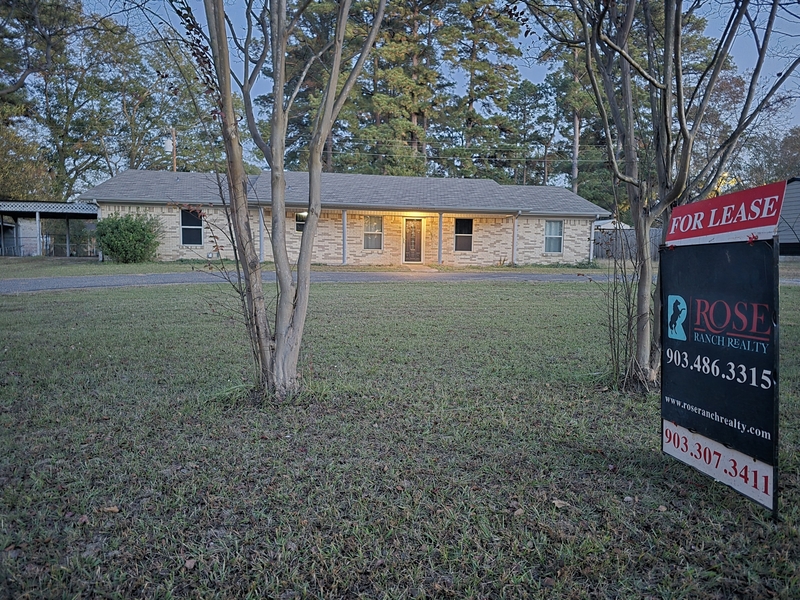 Gilmer House: 1514 STATE HWY 155 N E/SID