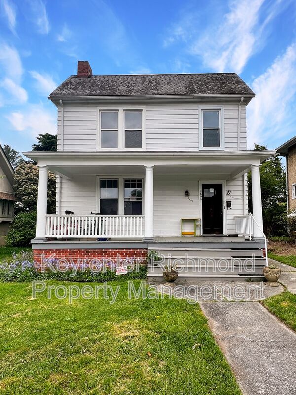 Richmond Condo: 2806 Hawthorne Avenue