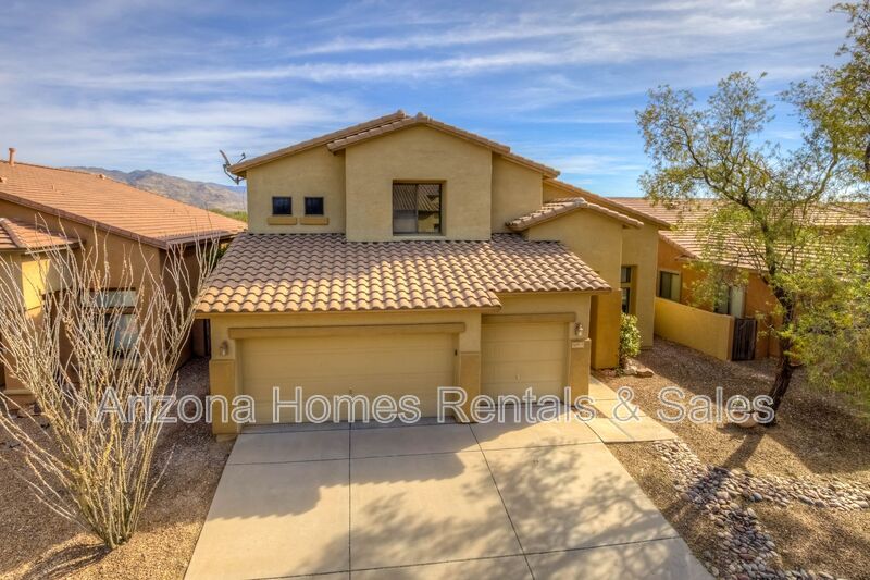 Tucson House: 6413 S Woodland Hills Drive