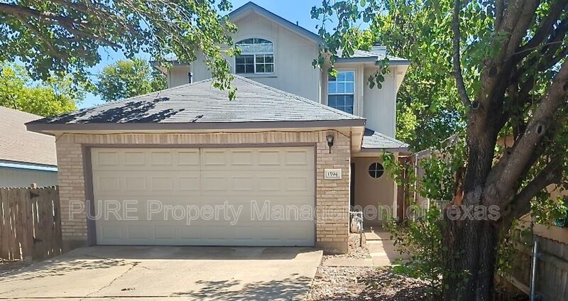Round Rock House: 1594 Parkfield Circle