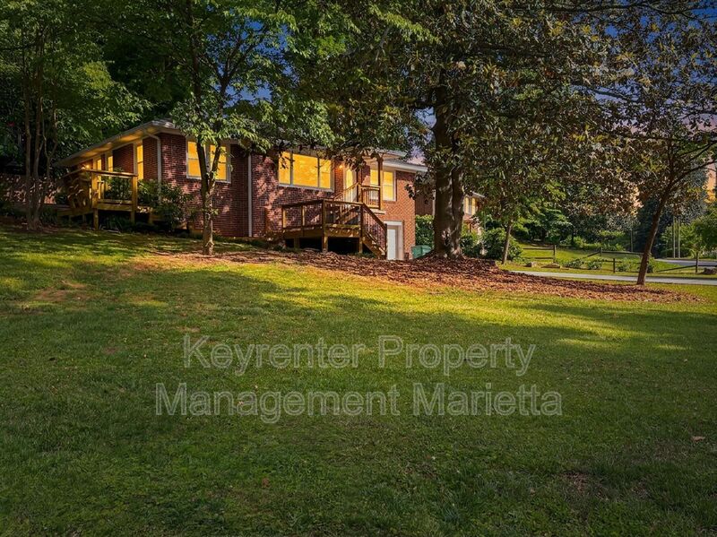 Smyrna House: 2771 Stone Creek Road