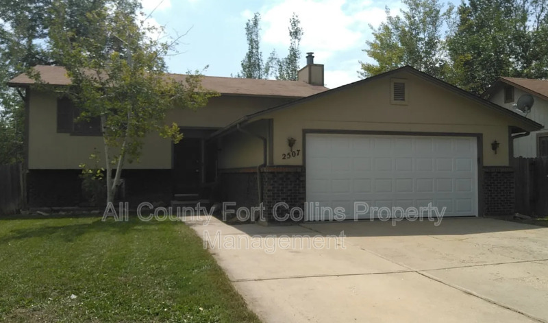 Fort Collins House: 2507 W Lake Street