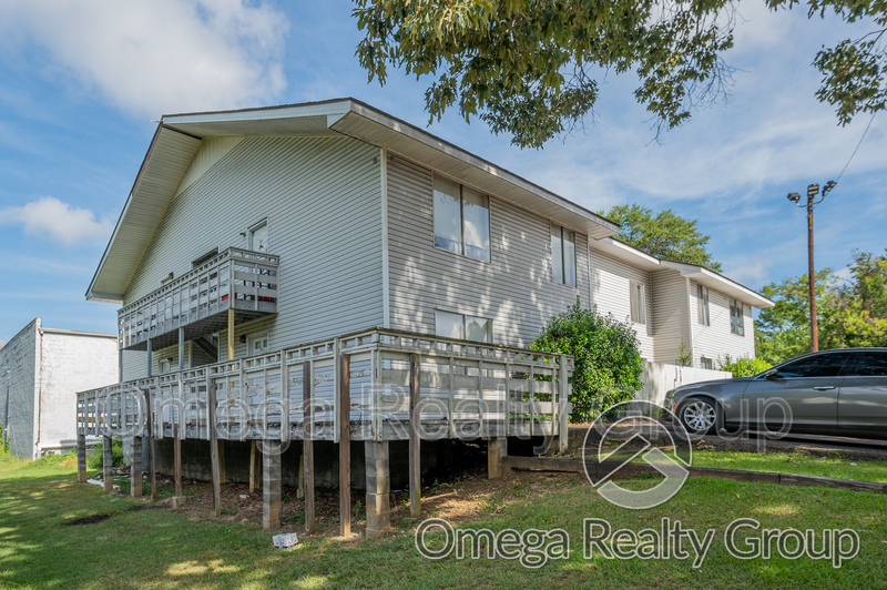 Northport Condo: 2901 18th Ave