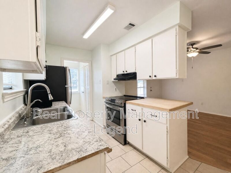 Joshua House: 112 Oak Hill Dr.