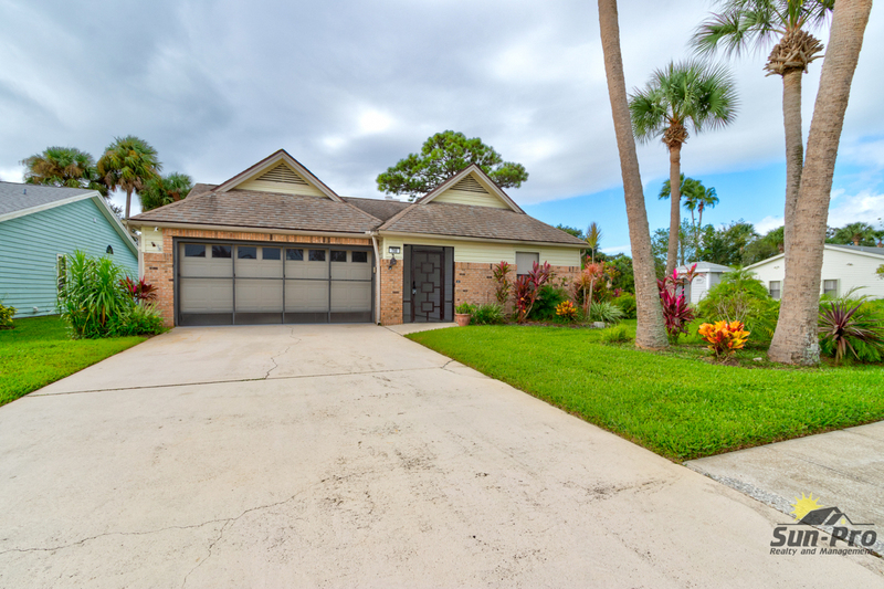 New Smyrna Beach House: 700 Pine Shores Circle