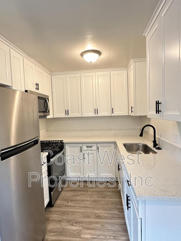 San Diego Condo: 1616 Reed Avenue