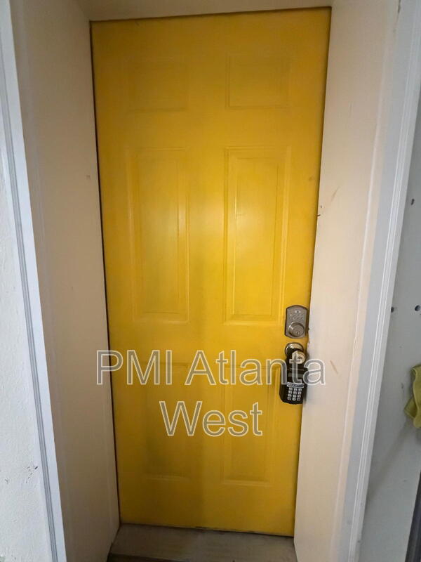 Atlanta Condo: 1500 Avon Ave SW