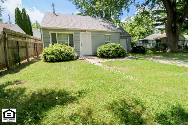 Fort Wayne House: 3406 Illamna Ave