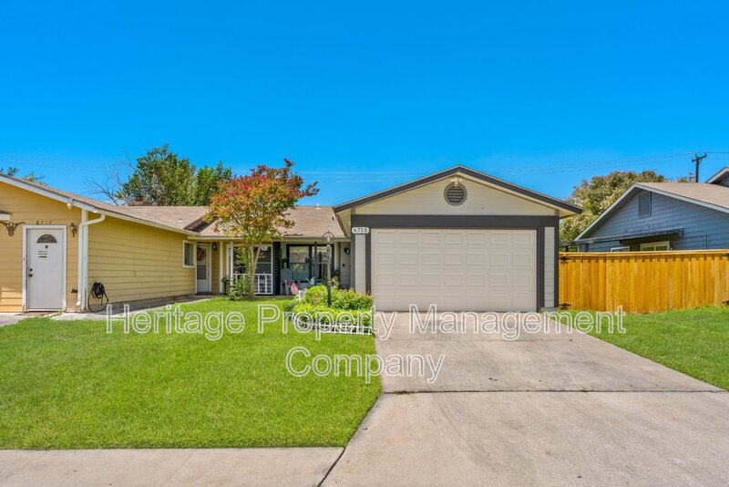 San Antonio House: 6715 Hickory Springs Drive