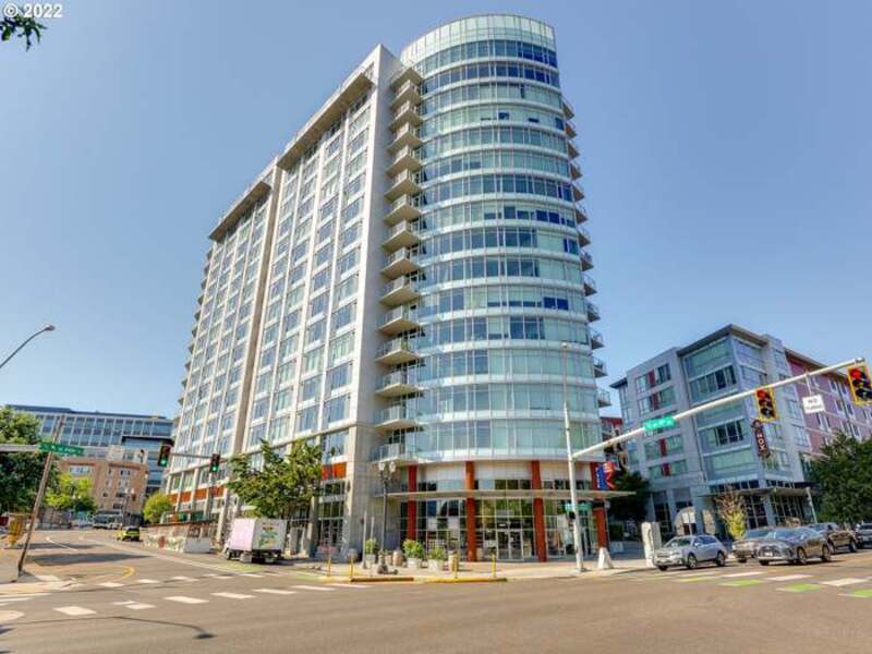 Portland Condo: 1926 W Burnside St  - 304
