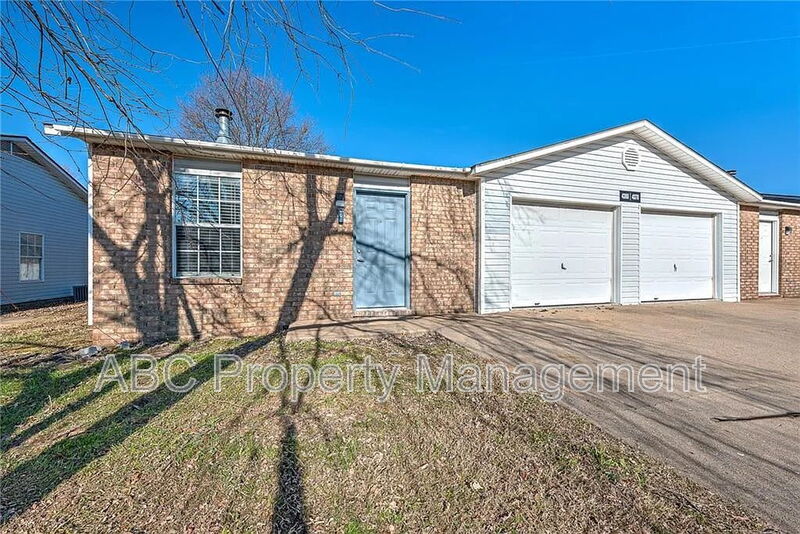 Fayetteville Condo: 4378 West Thrasher Drive