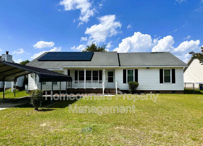 Fayetteville House: 4938 Tangerine Drive