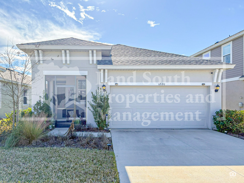 Lakeland House: 6720 Great Bear Drive