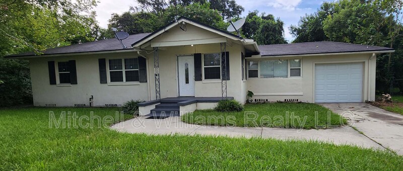 Jacksonville House: 5067 Kerle St