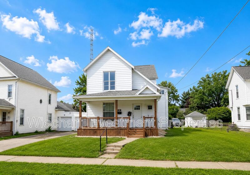 Lima House: 1028 W Wayne St