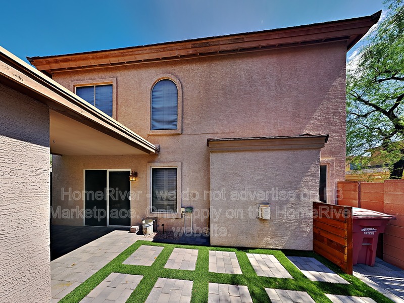 Scottsdale House: 15550 N Frank Lloyd Wright Blvd