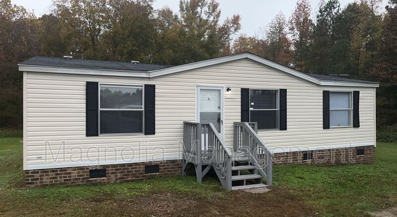 Manson House: 171 Bullocksville Park Rd