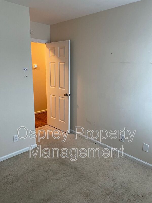 Charming 3-Bedroom Home with Garage in Virginia Beach - Photo 9
