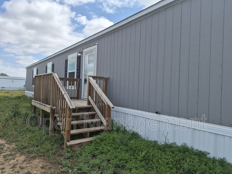 San Angelo House: 3300 Voight Blvd