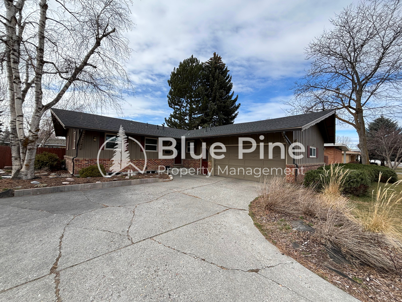 Idaho Falls House: 1058 Mojave Street