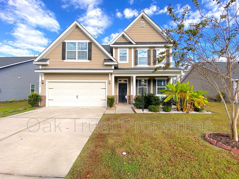 North Charleston House: 8145 Ronda Drive
