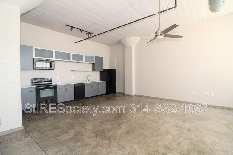 Saint Louis Apartment: 8125 Michigan Ave