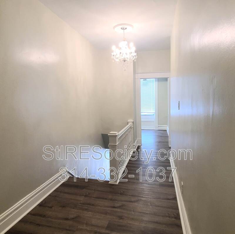 St. Louis Condo: 2918 Louisiana Ave. #A