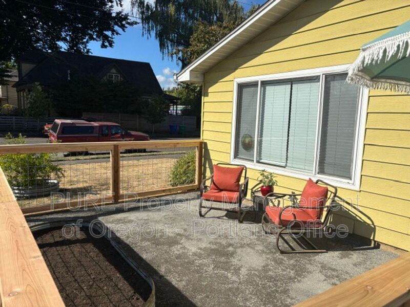 Portland Condo: 307 N. Mason St.