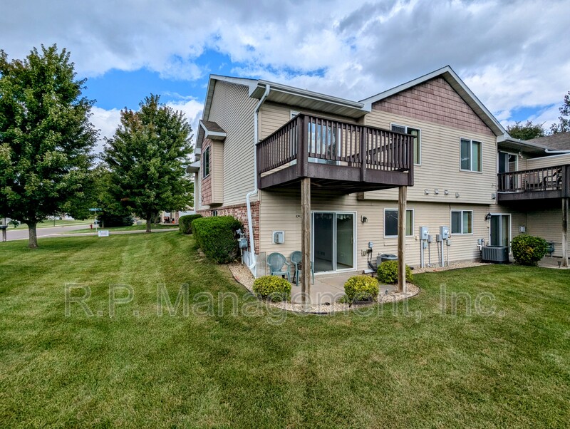 Hugo Townhome: 14891 Generation Ave N