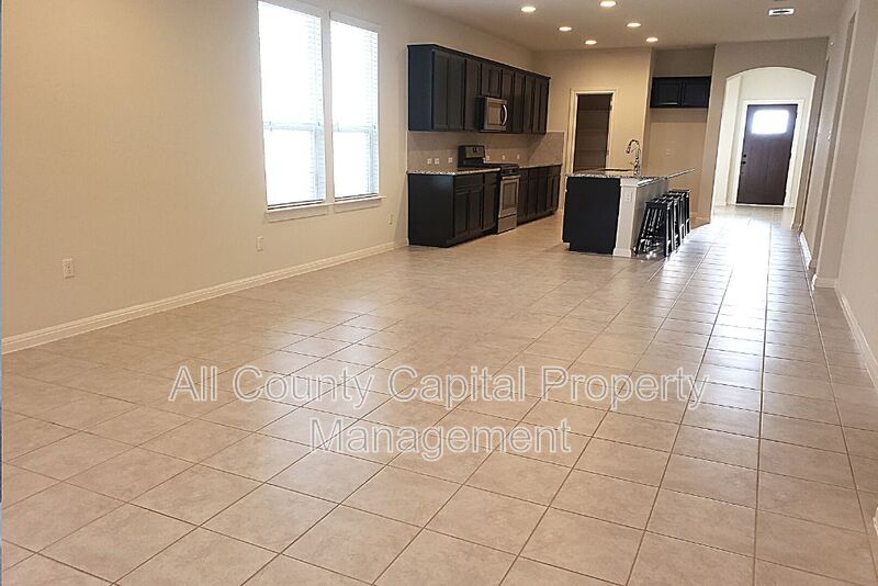 Main Rental Photo 4