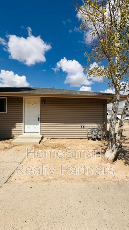 Rock Springs House: 128 A Skyline Drive