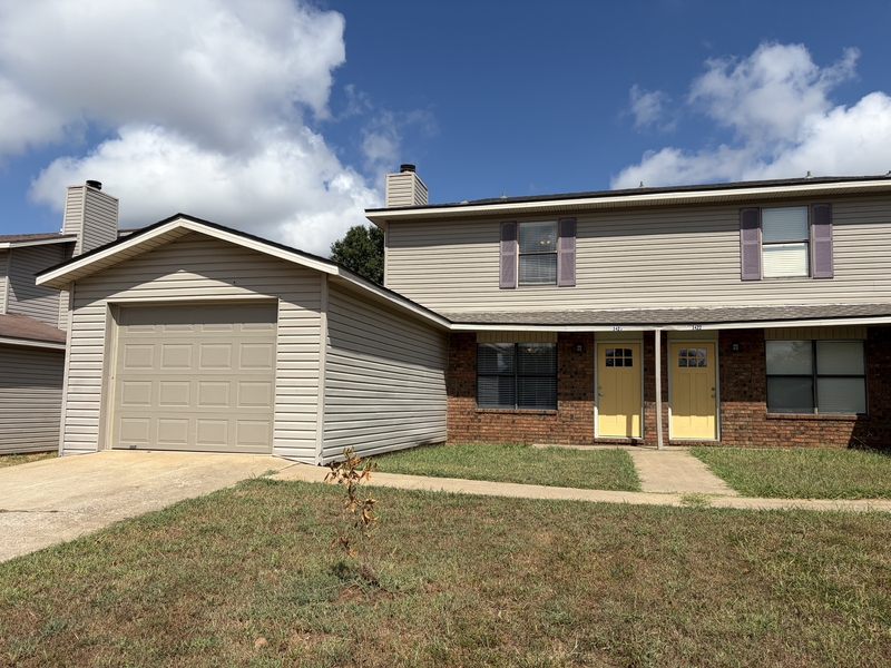 Fayetteville Condo: 3424 Harvard Street