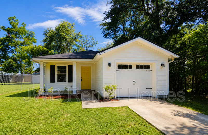 Jacksonville House: 2977 Fitzgerald St