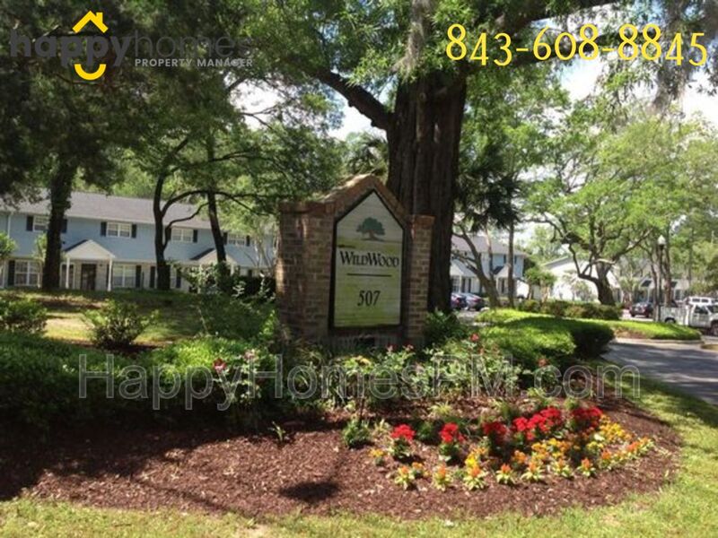 Charleston House: 507 Stinson Drive