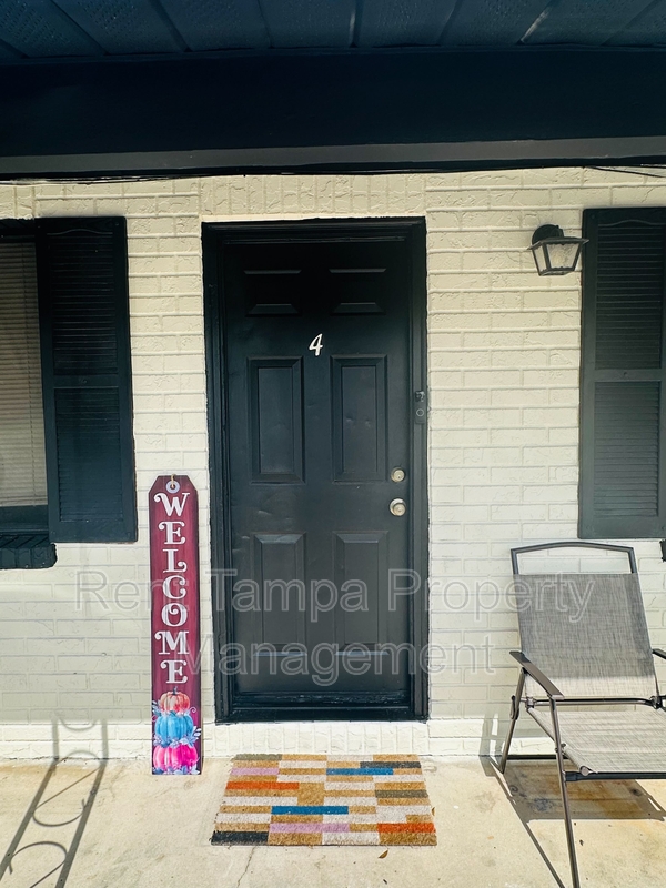 Ruskin Condo: 314 7th Av NE - 4