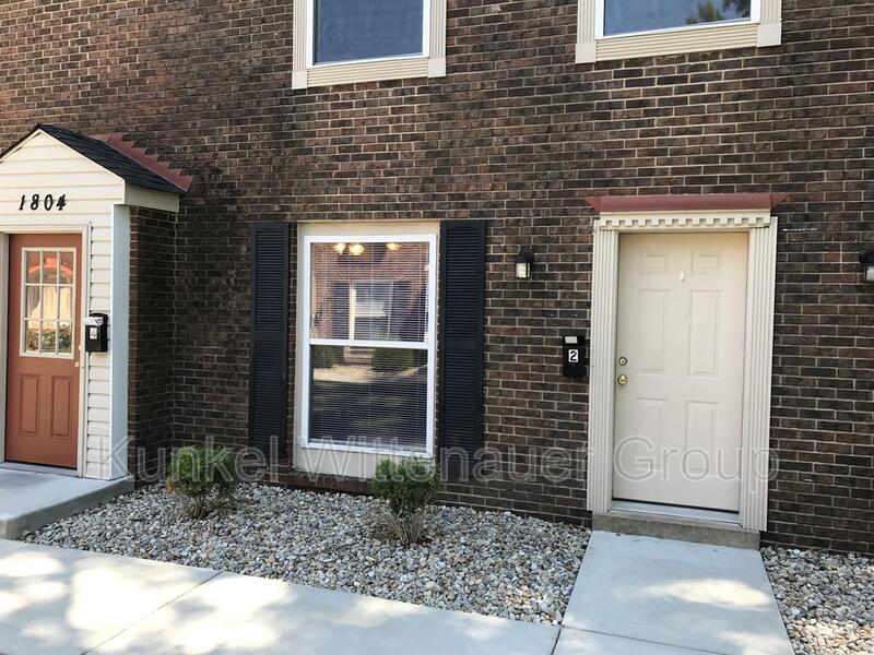 Swansea Condo: 1804-2 Jamestown Road