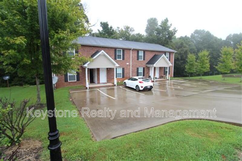 Clarksville Townhome: 531 Peachers Ridge Road