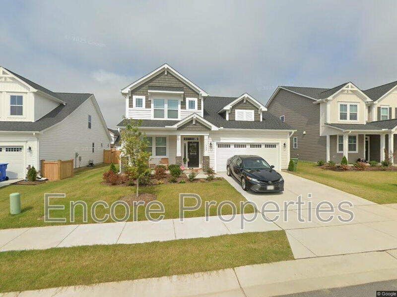 Fuquay-Varina House: 722 Tibumoll Ln