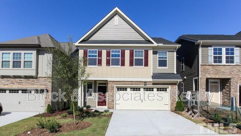Morrisville House: 213 Begen Street