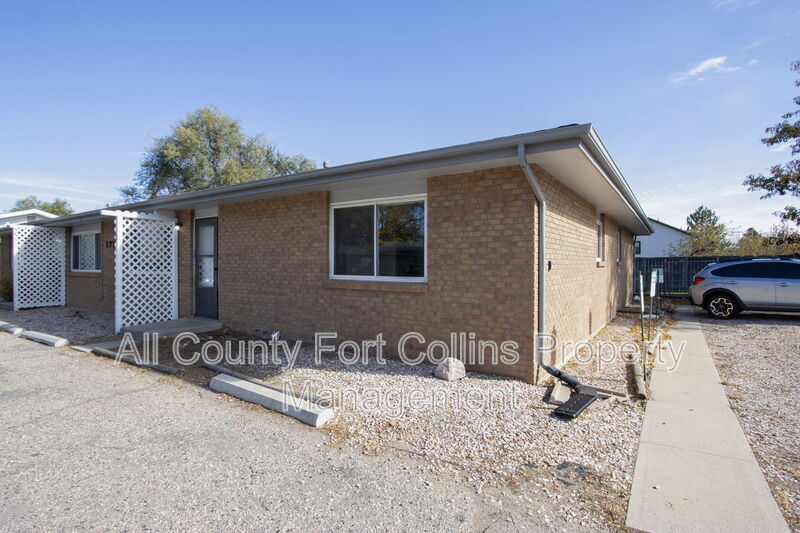 Fort Collins Condo: 1718 Larch St