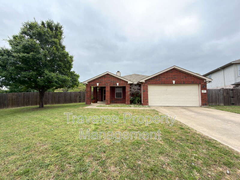 Fort Worth House: 8016 Meadow View Tr